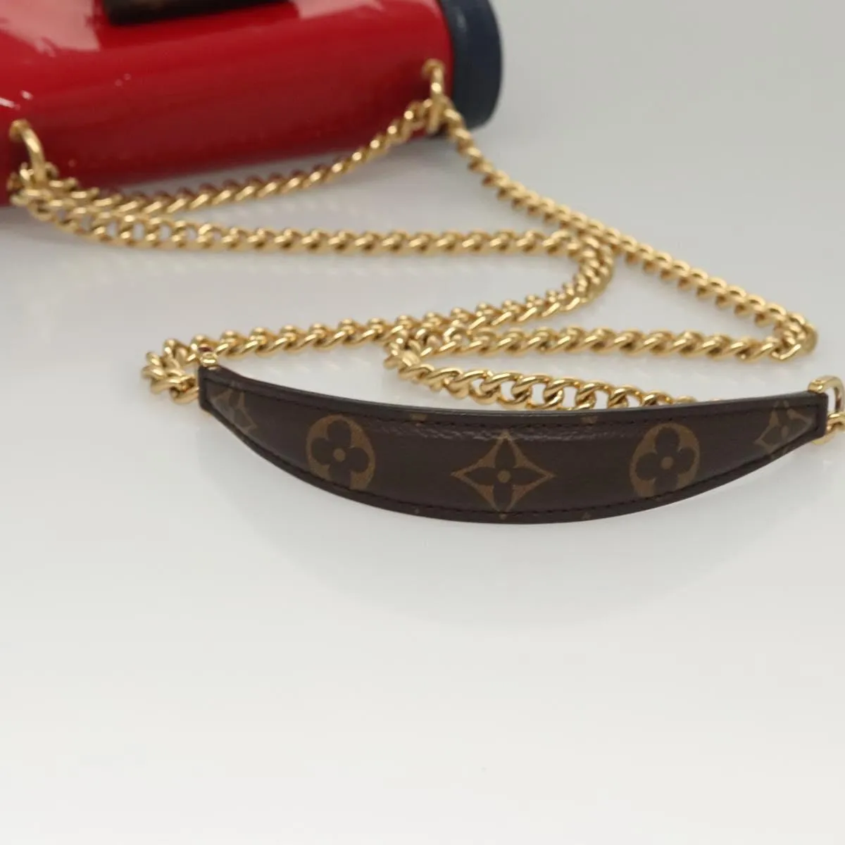 Louis Vuitton Wynwood Patent Leather Shoulder Bag (Pre-Owned)