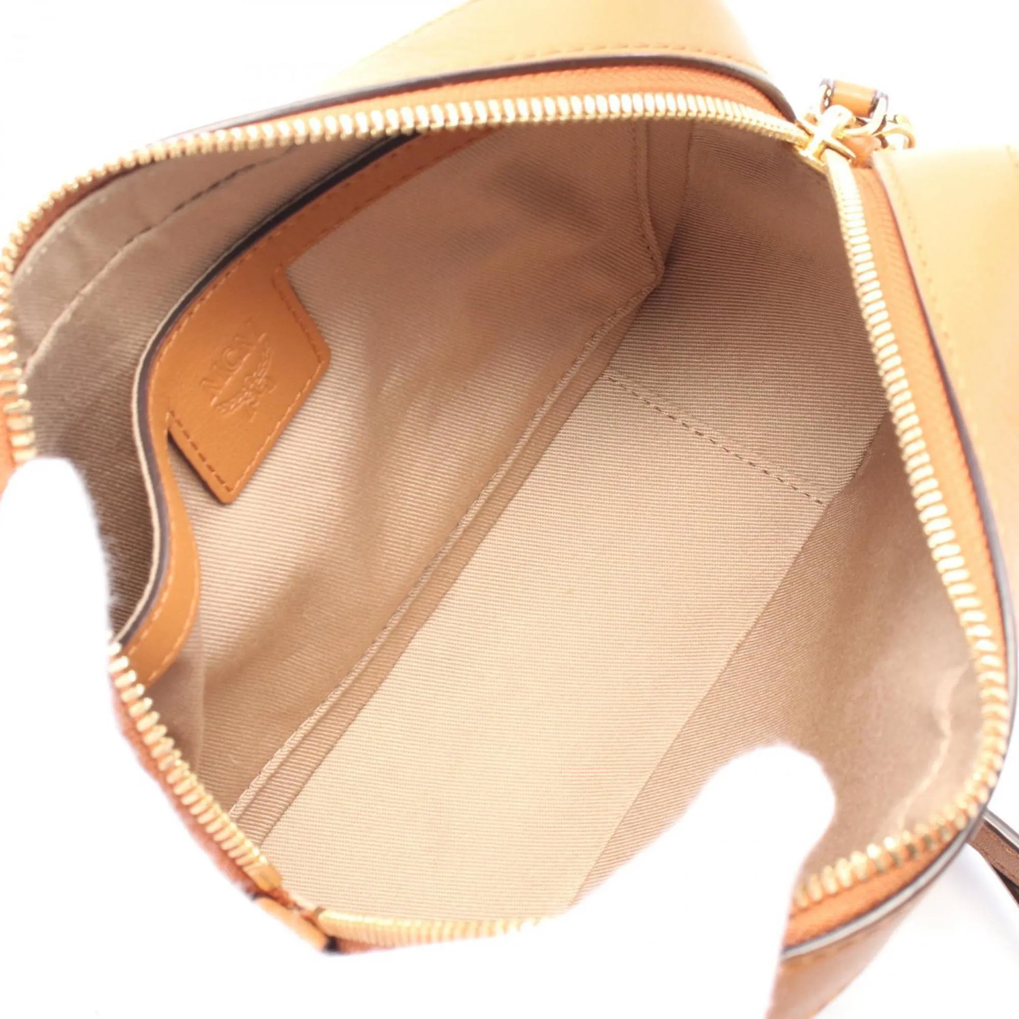 Mcm  Leather Shoulder Bag (Pre-Owned)