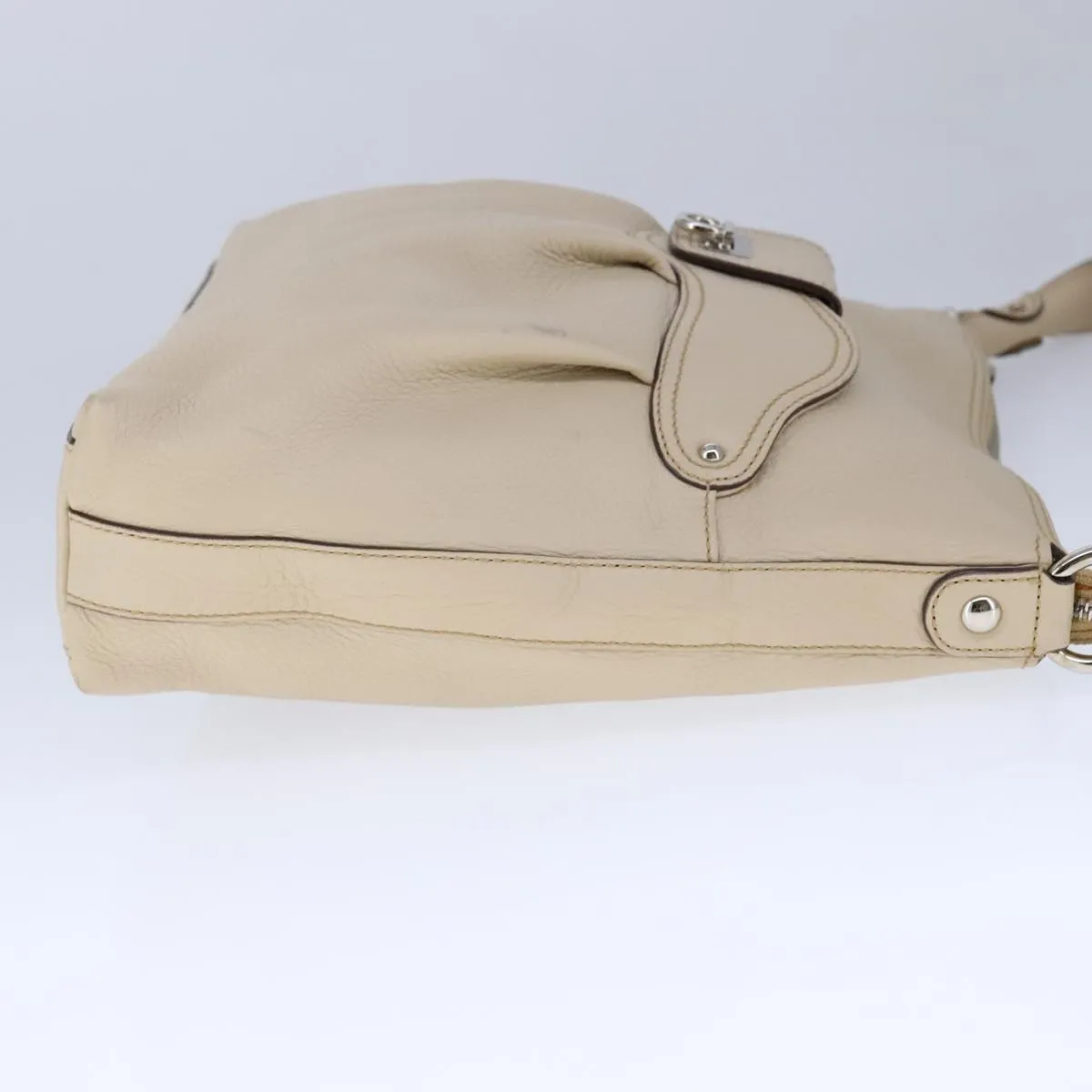 Salvatore Ferragamo Gancini  Leather Shoulder Bag (Pre-Owned)