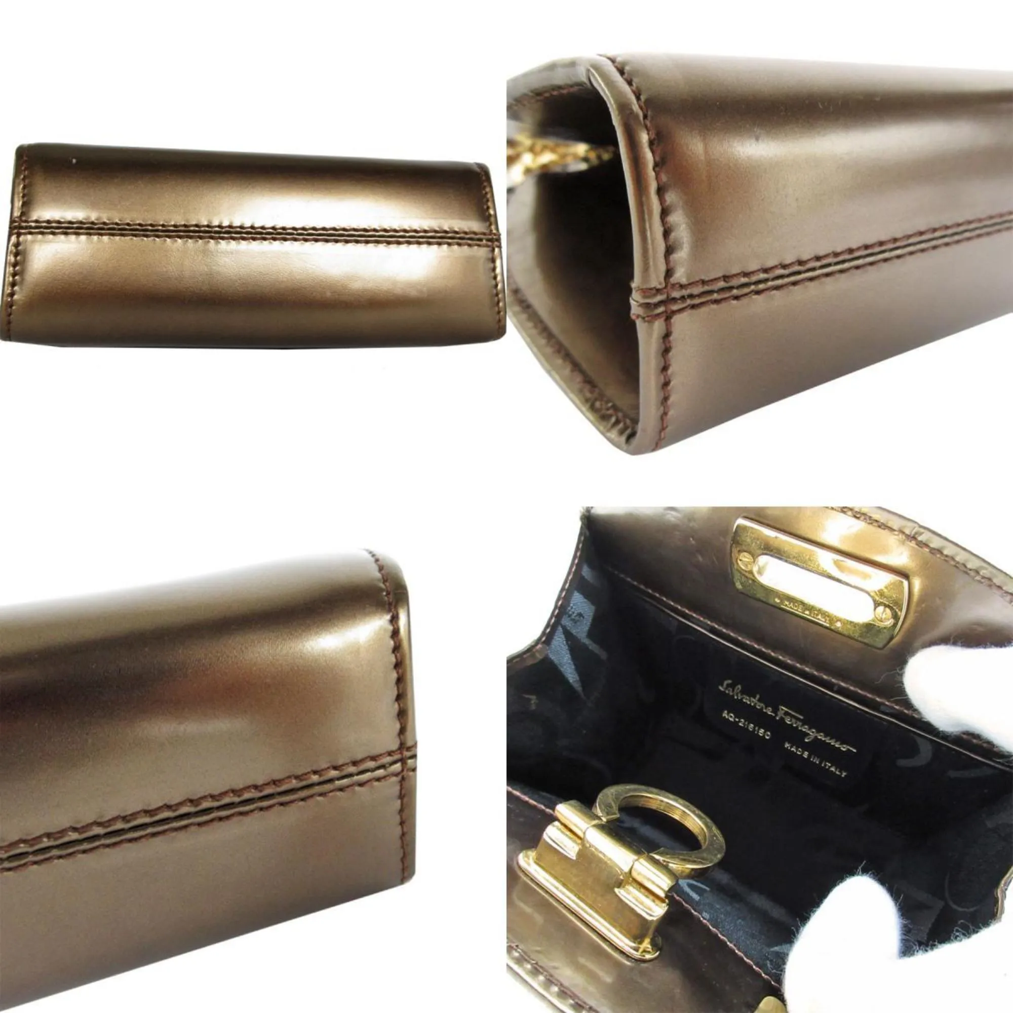 Salvatore Ferragamo Gancini Leather Shoulder Bag (Pre-Owned)