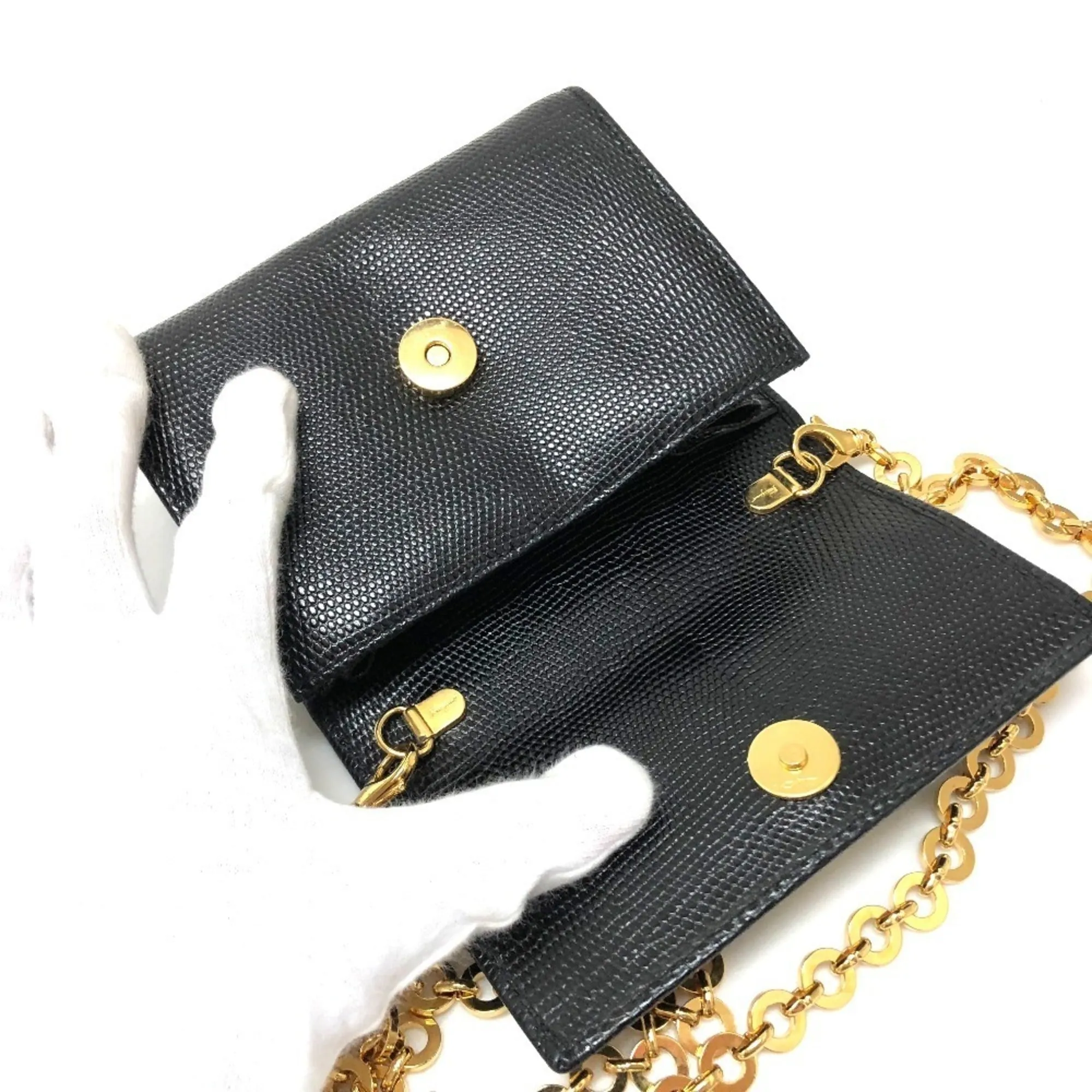 Salvatore Ferragamo  Leather Pochette Shoulder Bag (Pre-Owned)