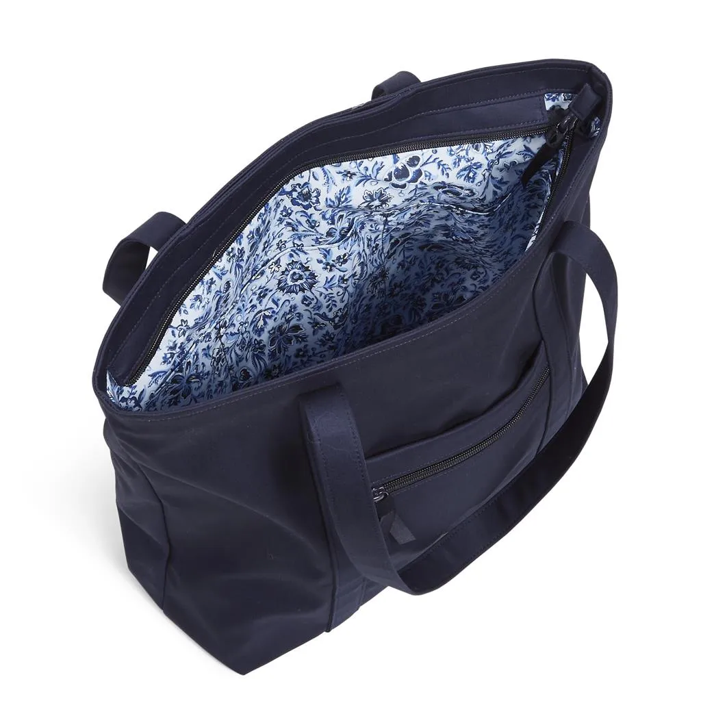 Vera Tote - Classic Navy