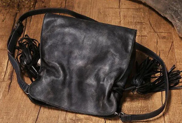 Vintage Womens Leather shoulder bag leather crossbody bag purse with tassels