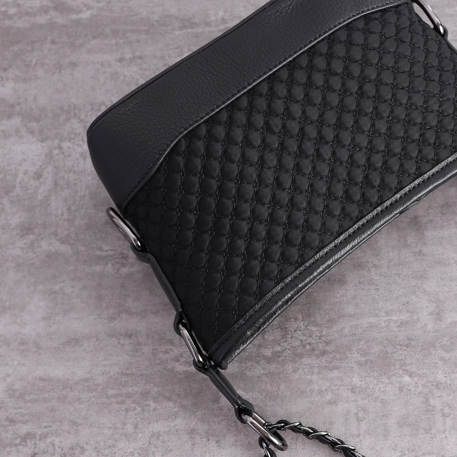 Womens Nylon Leather Shoulder Purse Womens Black Diamond Nylon Chain Shoulder Purse Nylon Chain Purse for Ladies