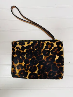 Wristlet By Clothes Mentor, Size: Medium