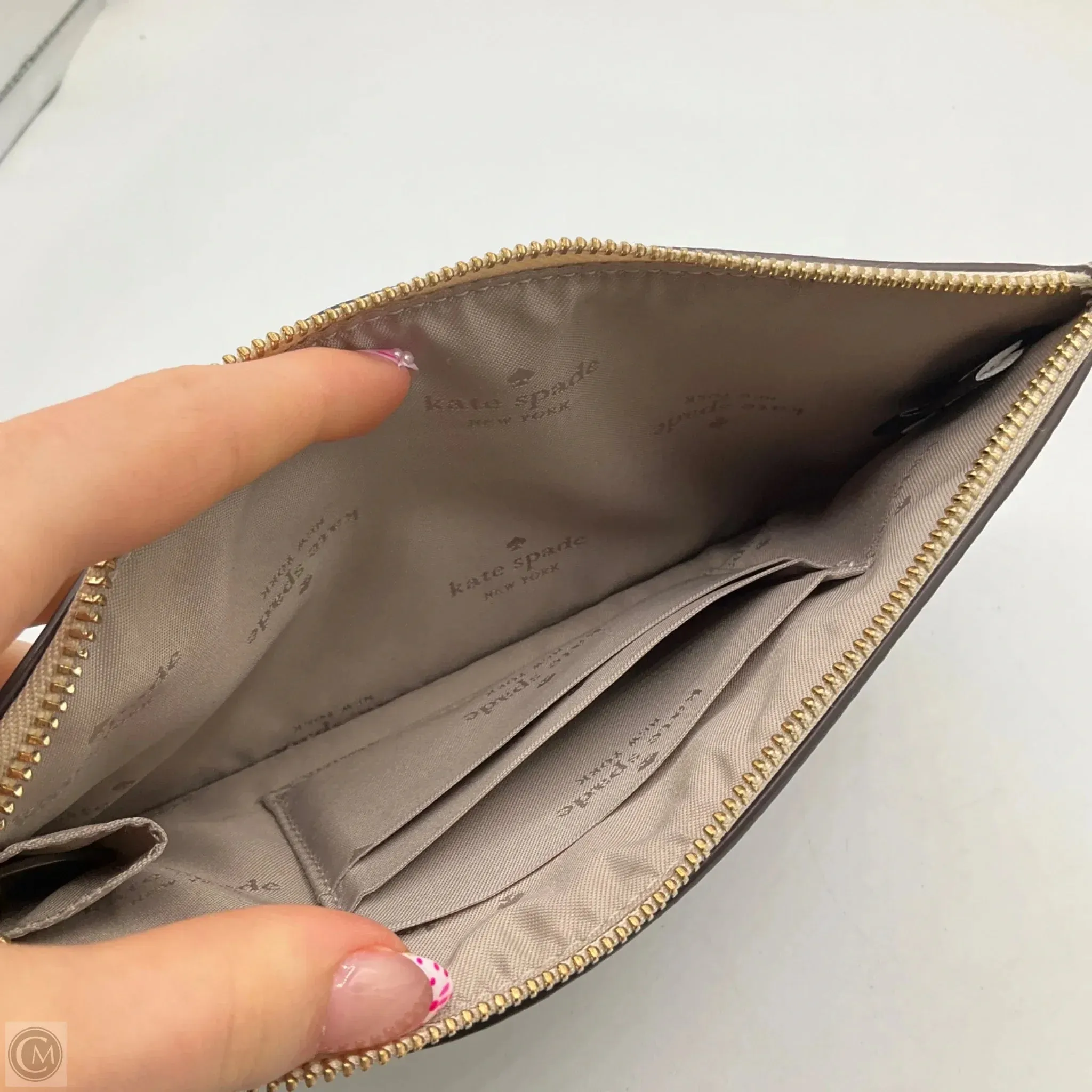 Wristlet Designer By Kate Spade, Size: Medium