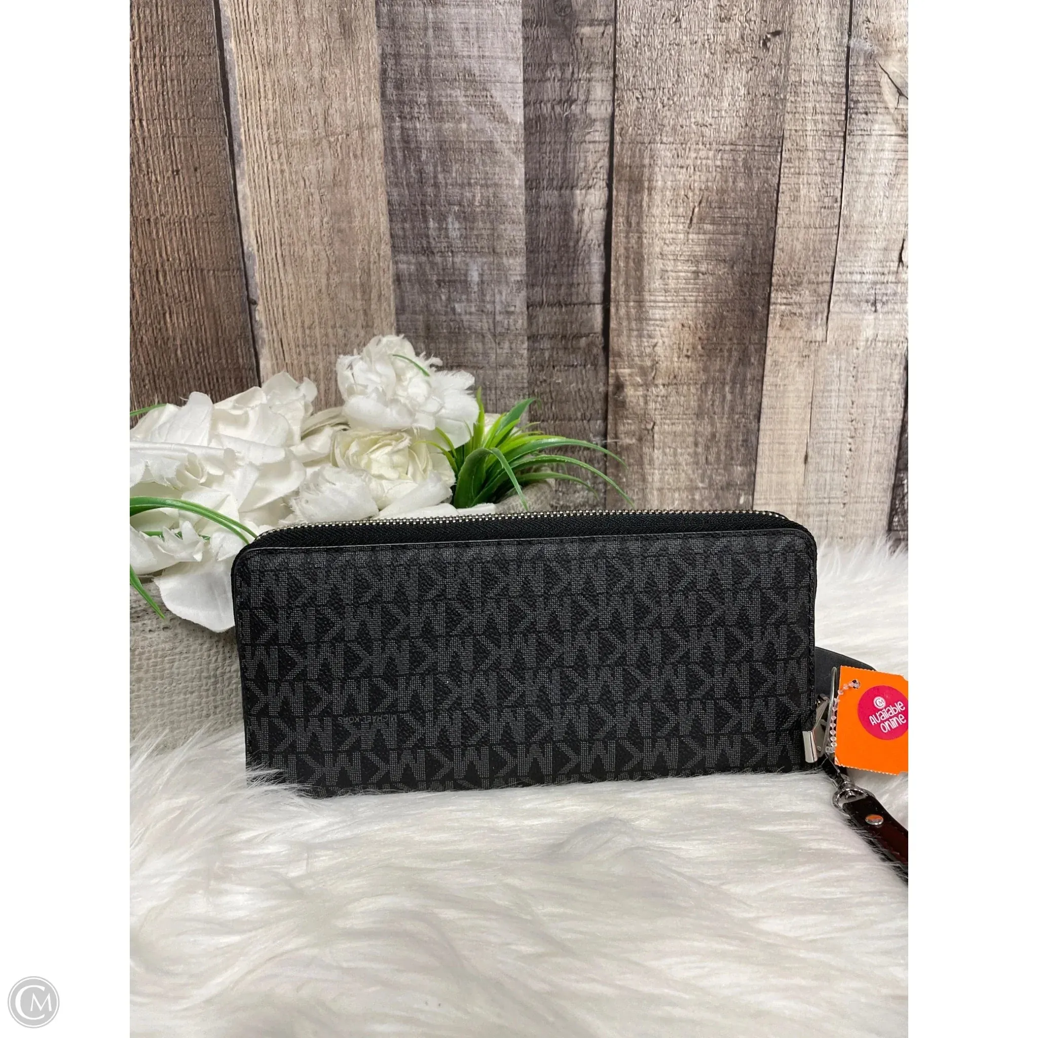 Wristlet Designer By Michael Kors, Size: Large