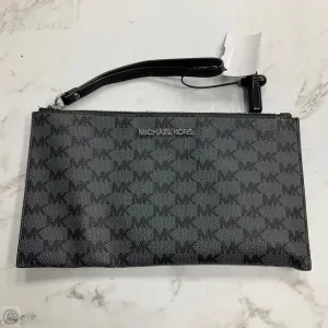 Wristlet Designer By Michael Kors, Size: Large