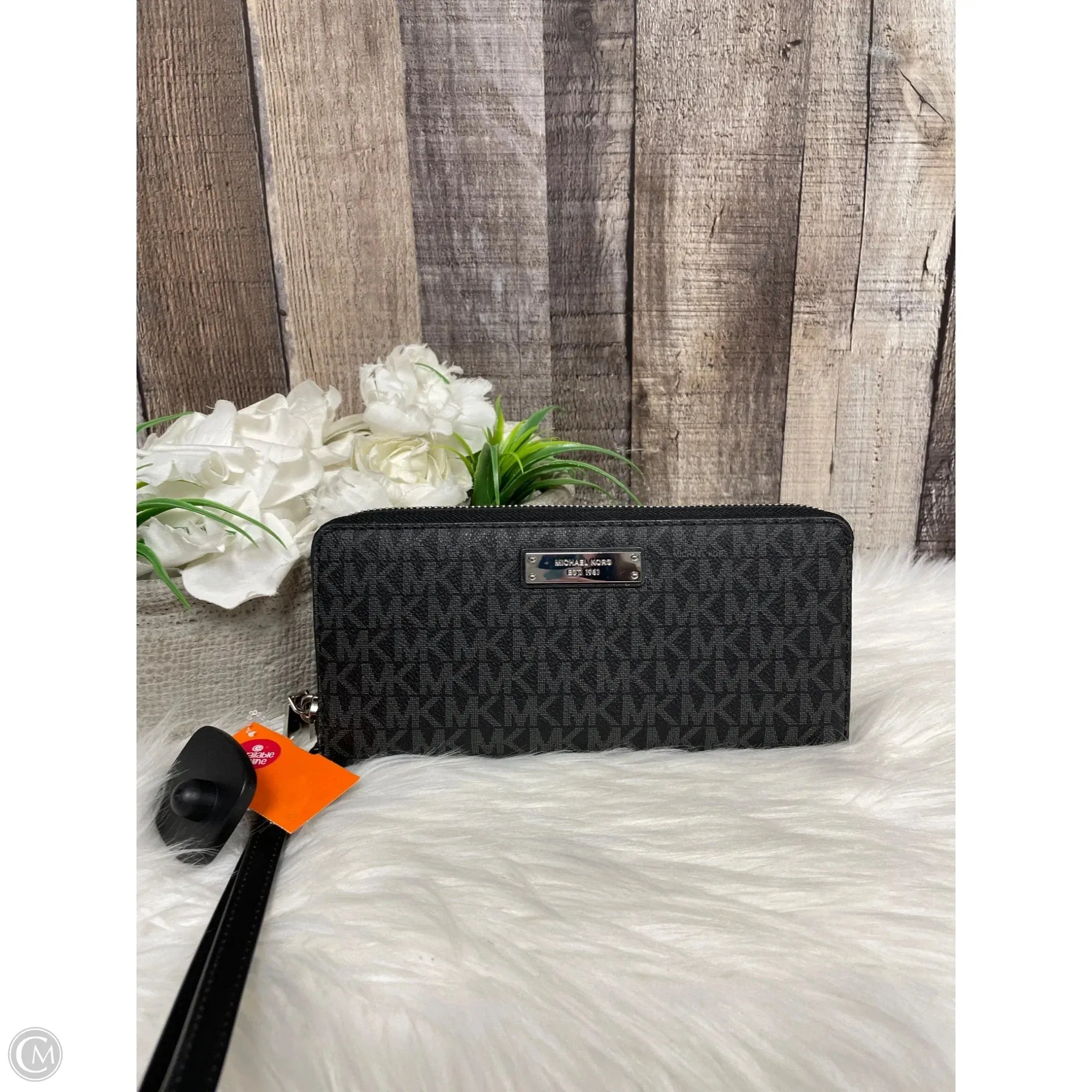 Wristlet Designer By Michael Kors, Size: Large